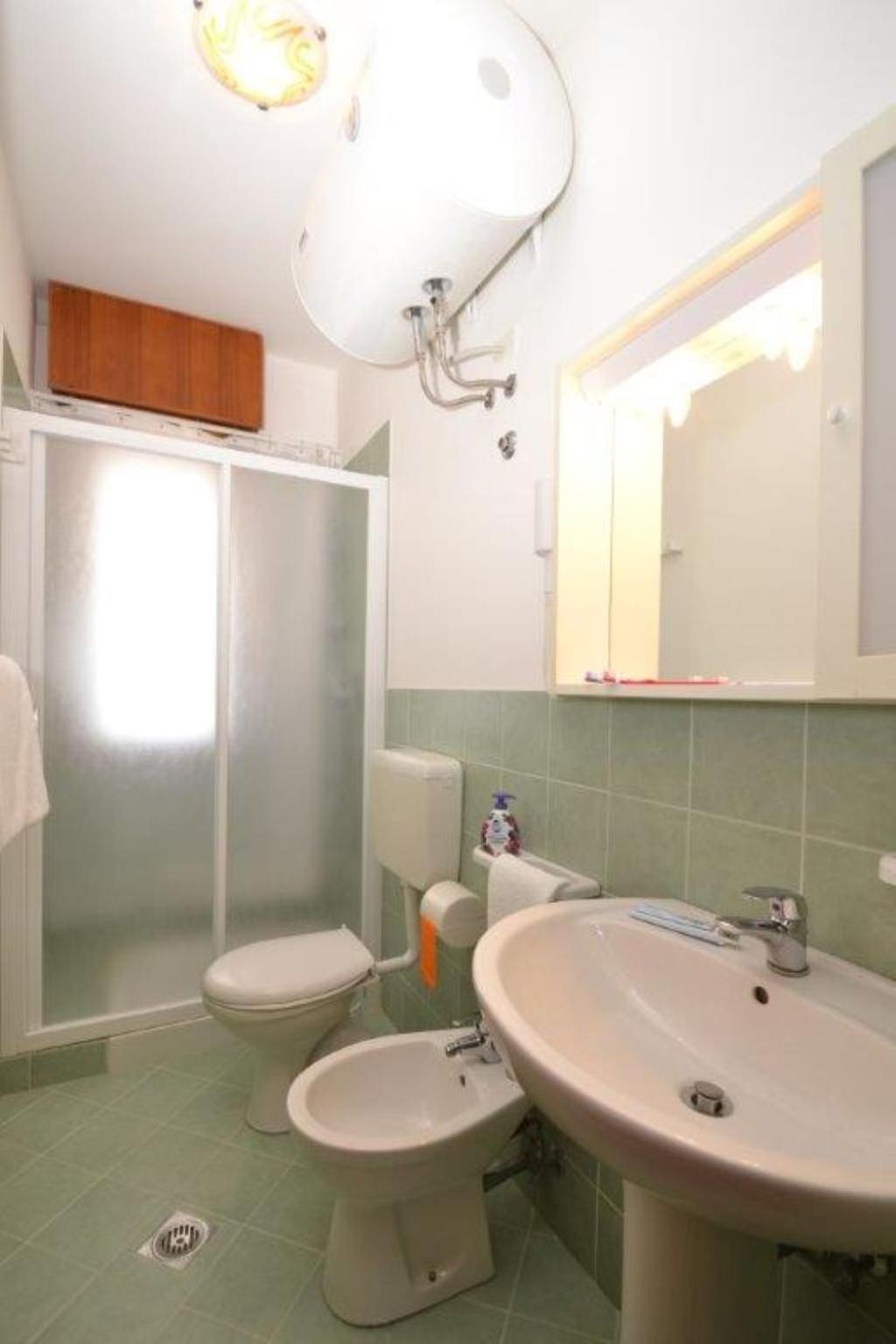 Gavitello Apartment Бибионе Екстериор снимка
